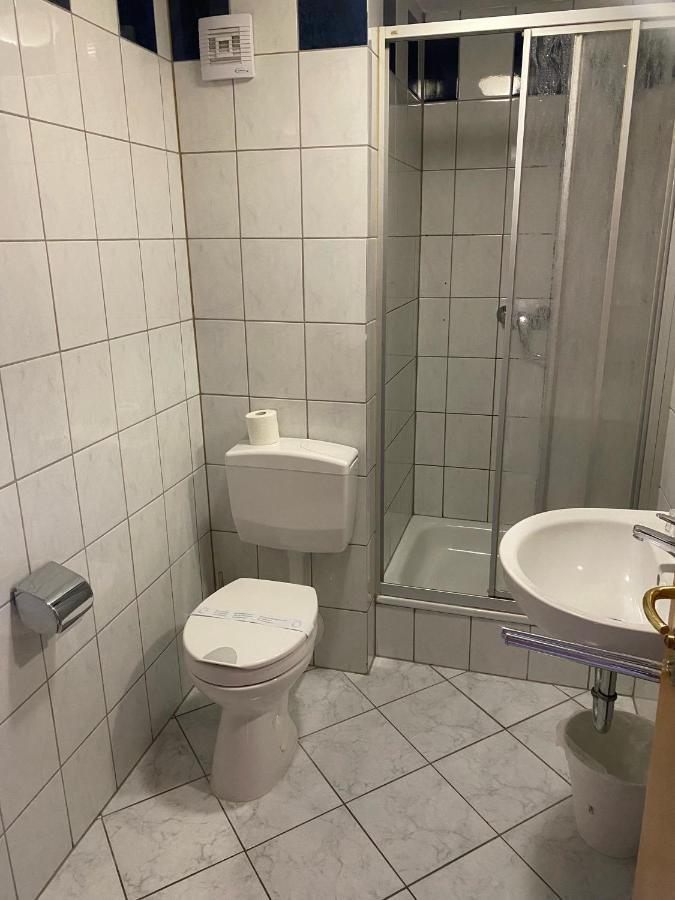 Mikroapartments Klarenthal Saarbrücken Eksteriør bilde